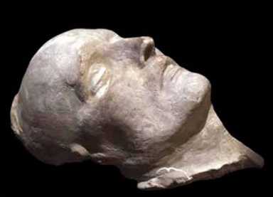 Napoleons Death Mask